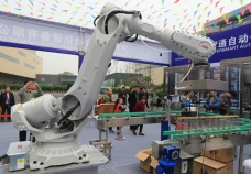 重庆酒类自动化包装及码垛机器人